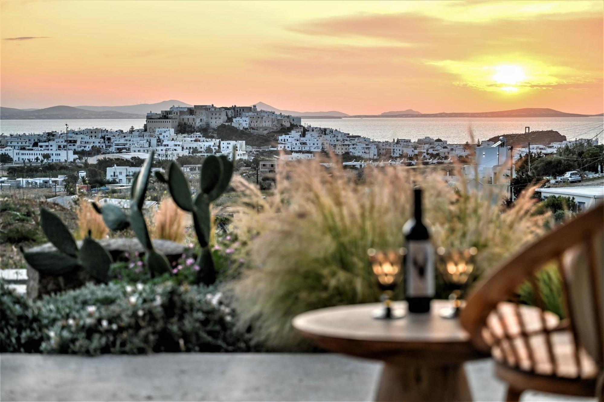 Opuntia Suites Naxos City Экстерьер фото